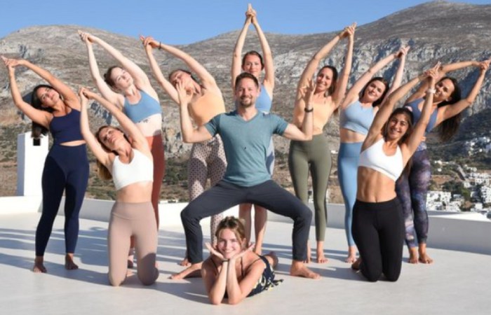 What to Expect Throughout a 200-Hour Yoga Teacher Training